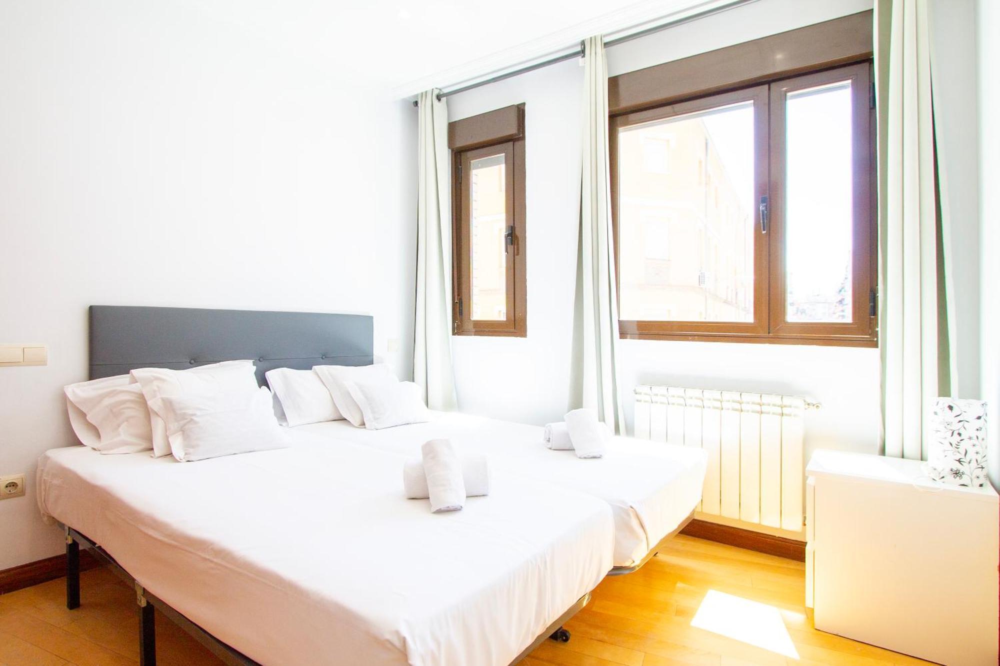 Apartamentos Adelfas Madrid Exterior foto