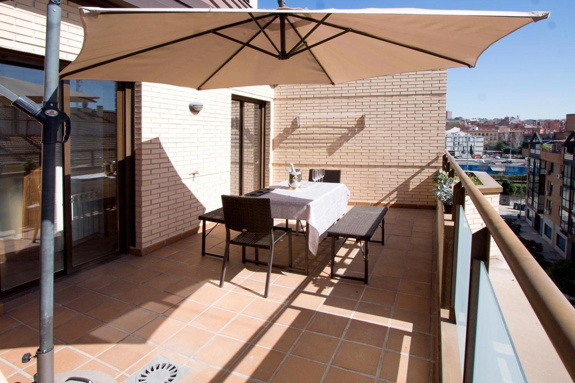 Apartamentos Adelfas Madrid Exterior foto